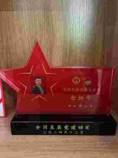 维修妙技驱车障 服务真心暖客情